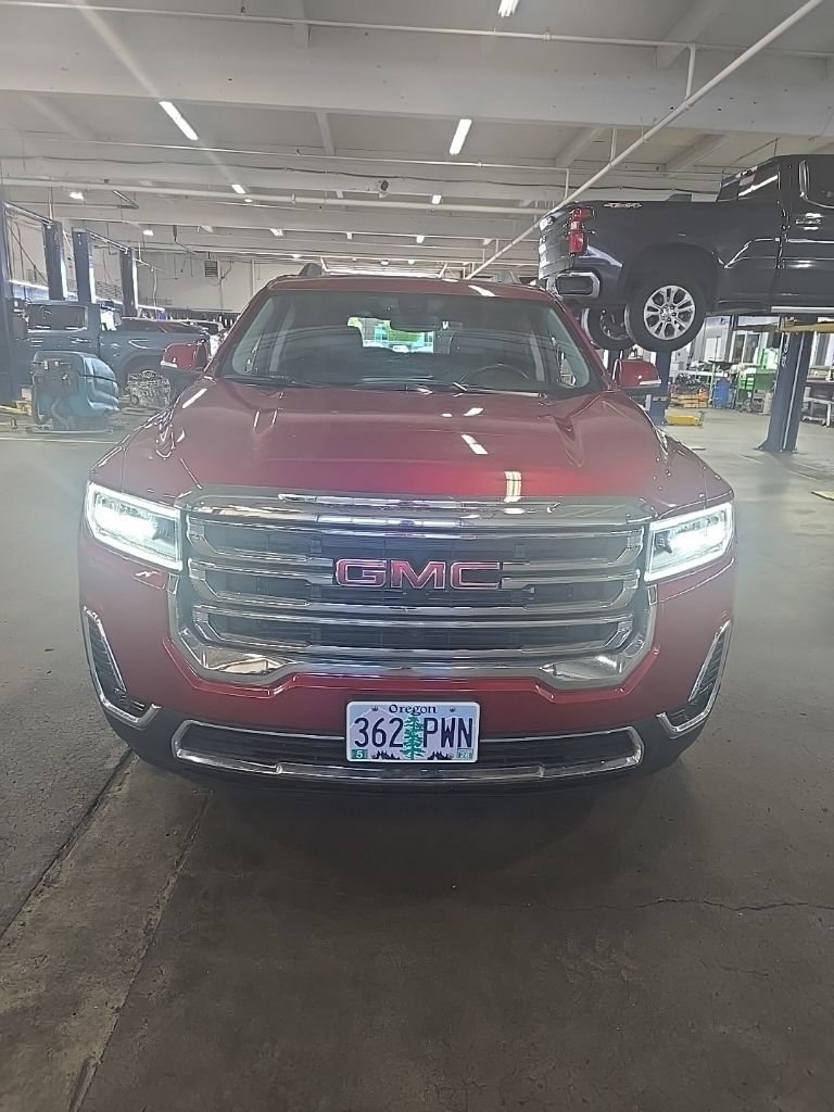 Used 2023 GMC Acadia SLT AWD/4WD image 7