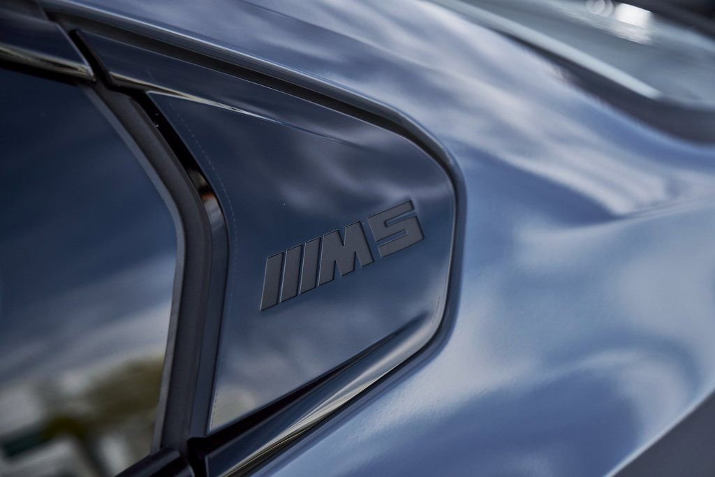 Used 2026 BMW M5 w/ Executive Package image 10