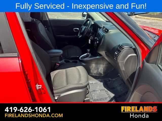 Used 2017 Kia Soul + FWD image 30