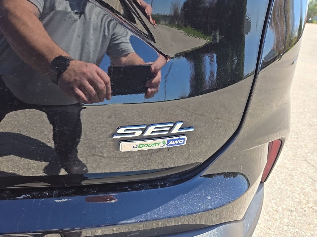 Used 2020 Ford Edge SEL w/ Convenience Package AWD/4WD image 7