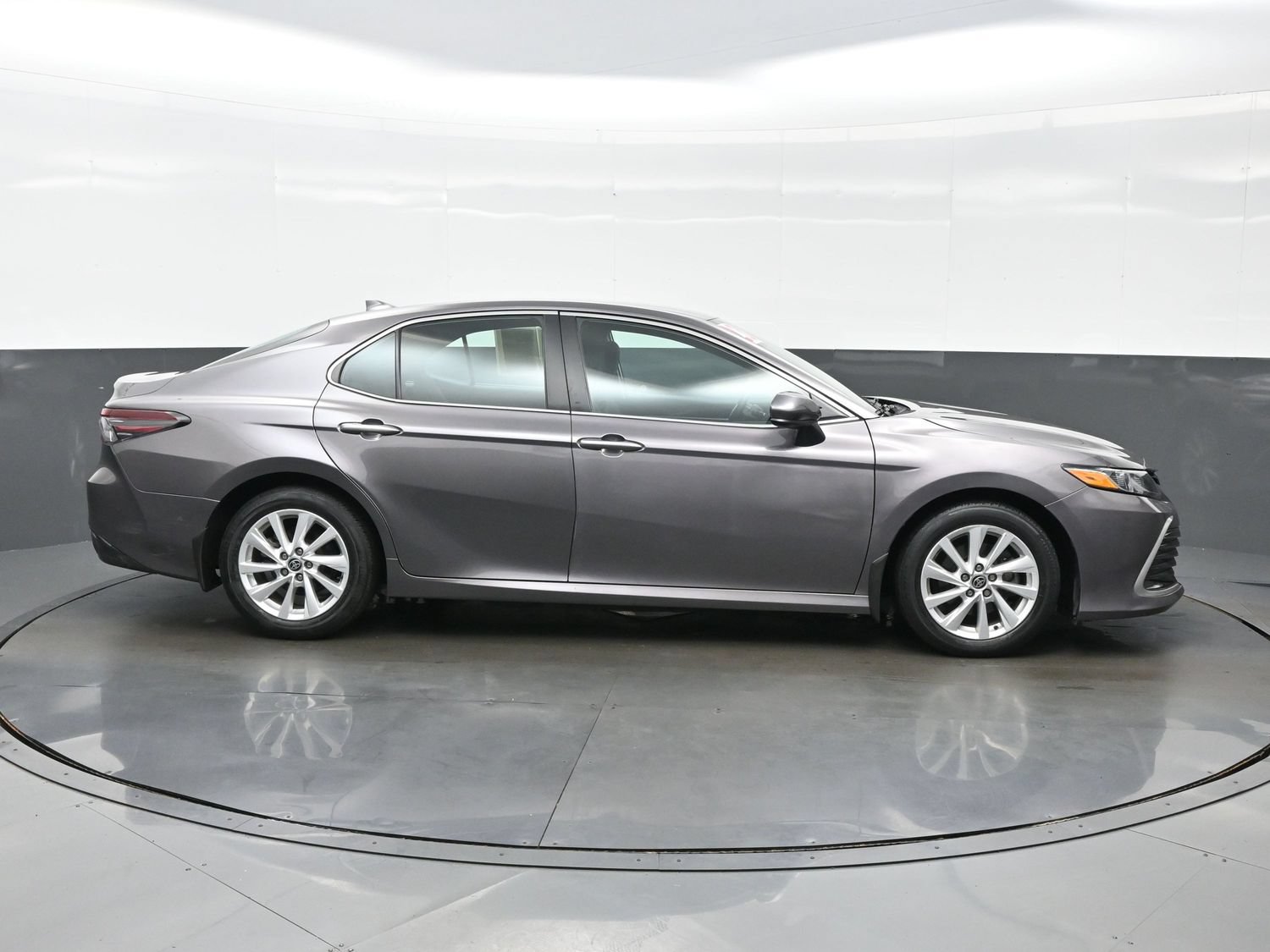 Used 2023 Toyota Camry LE w/ Protection Package (Q2) (TMS) FWD image 7