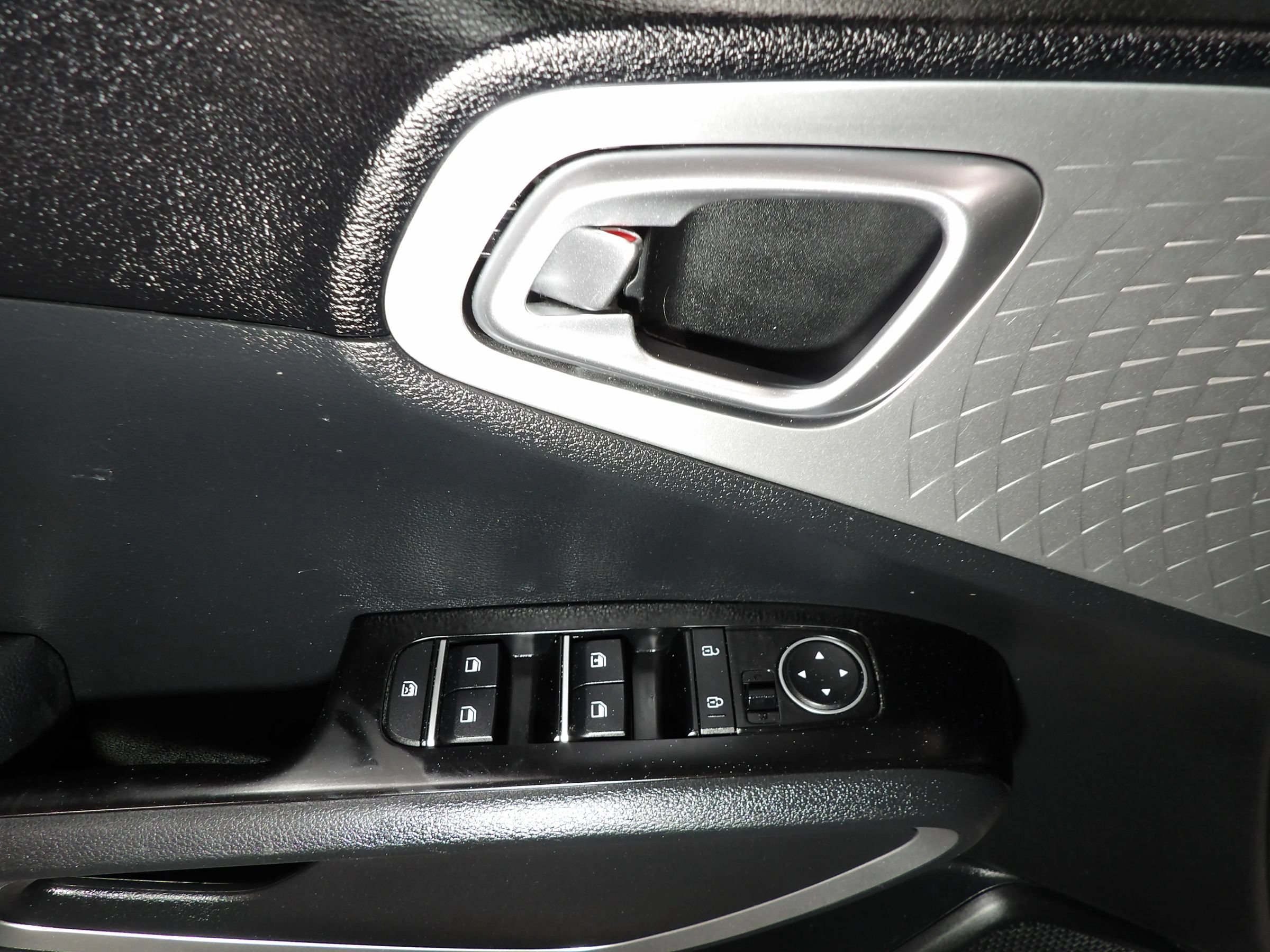 Used 2023 Kia Soul LX w/ Option Group 015 FWD image 9