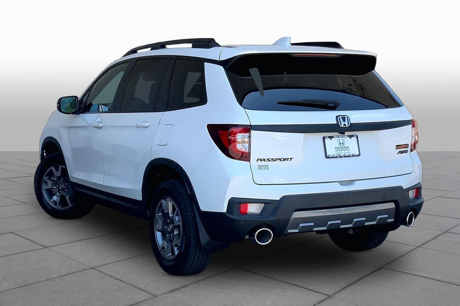 Used 2023 Honda Passport TrailSport image 12
