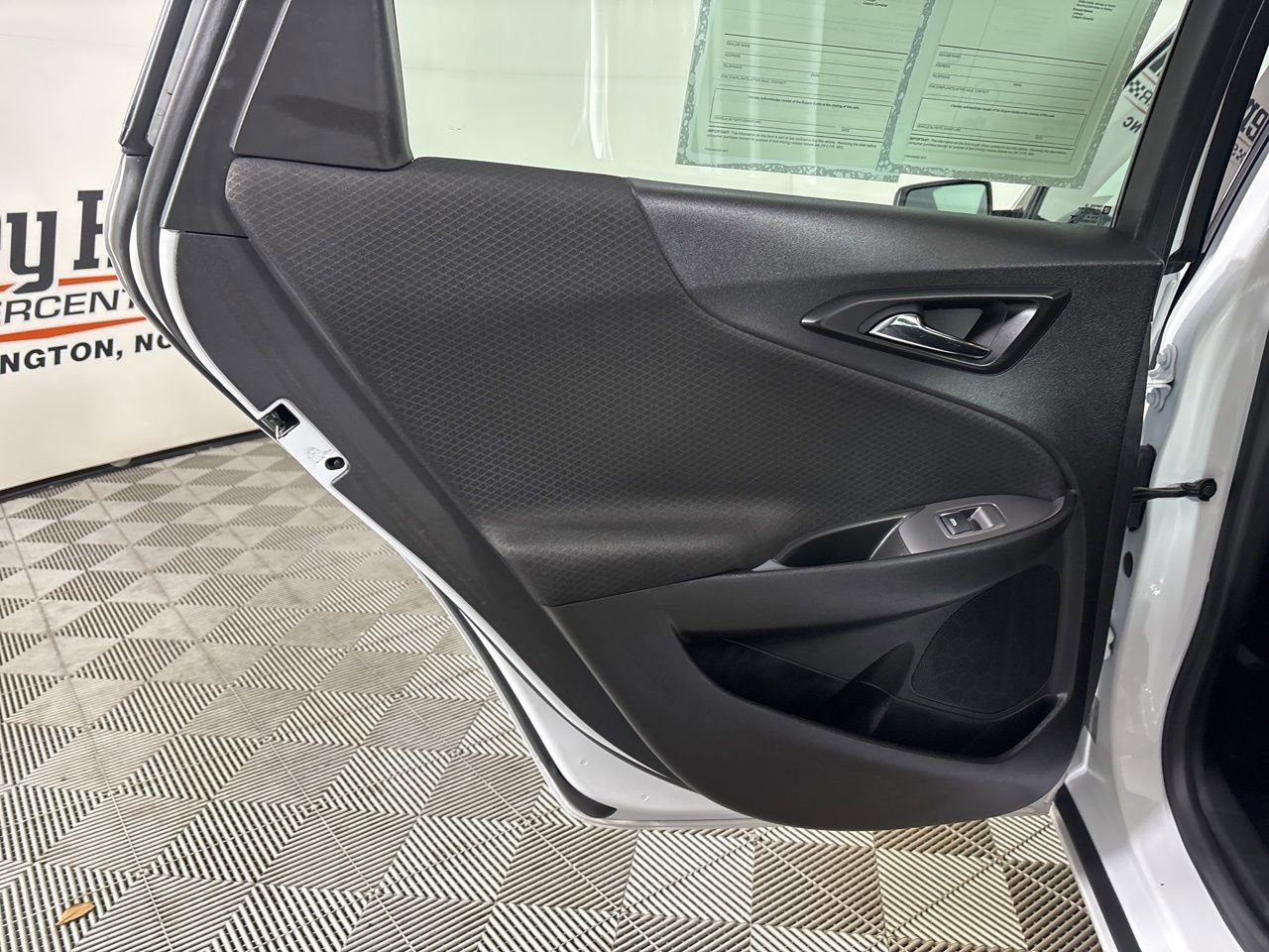 Used 2024 Chevrolet Malibu LT image 21