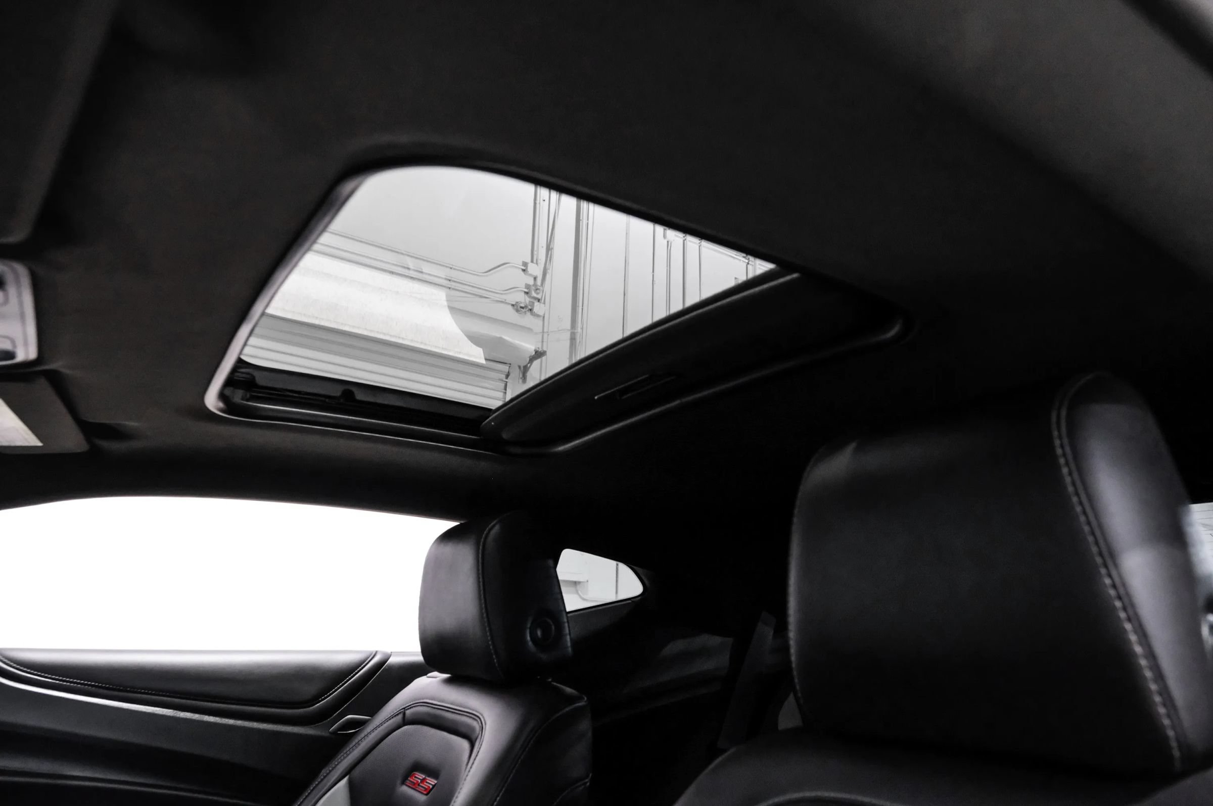 Used 2017 Chevrolet Camaro SS RWD image 24