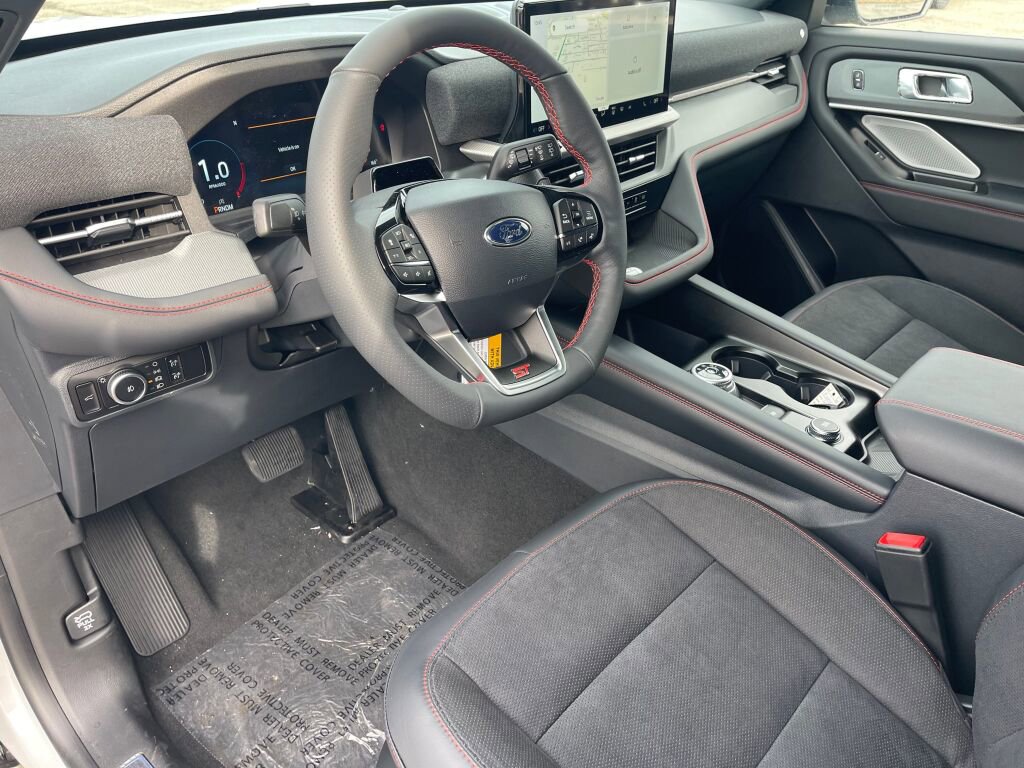 New 2026 Ford Explorer ST w/ Sun And Sound Package image 6