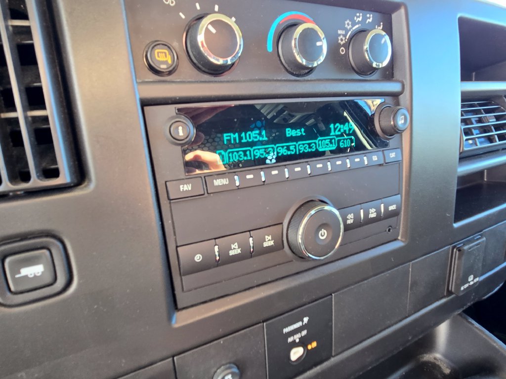 Used 2025 Chevrolet Express 2500 w/ Driver Convenience Package RWD image 14