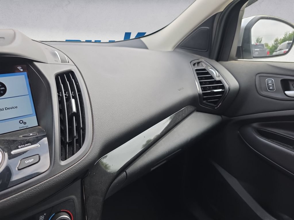 Used 2017 Ford Escape Titanium AWD/4WD image 10