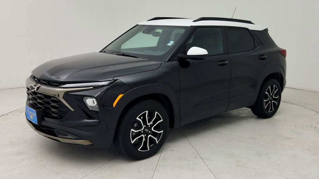 Certified 2025 Chevrolet TrailBlazer ACTIV w/ Convenience Package FWD image 4