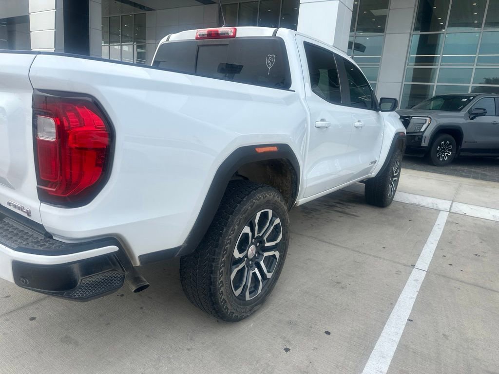 Used 2023 GMC Canyon AT4 w/ AT4 Premium Package AWD/4WD image 4
