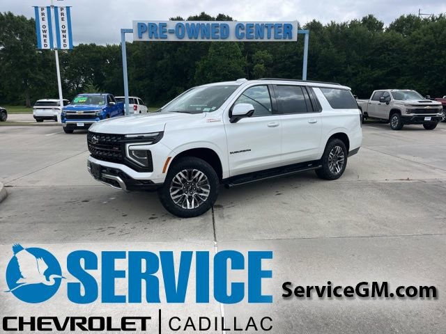 Used 2025 Chevrolet Suburban Z71 AWD/4WD image 1