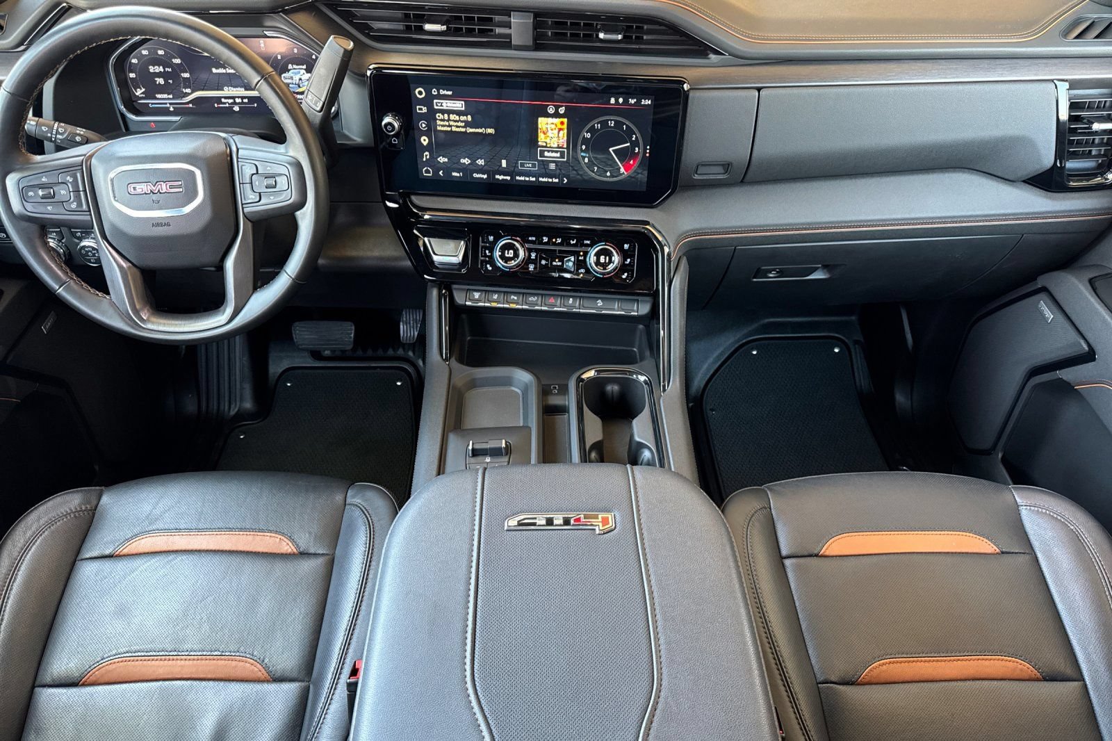 Certified 2025 GMC Sierra 2500 AT4 w/ AT4 Premium Plus Package AWD/4WD image 14