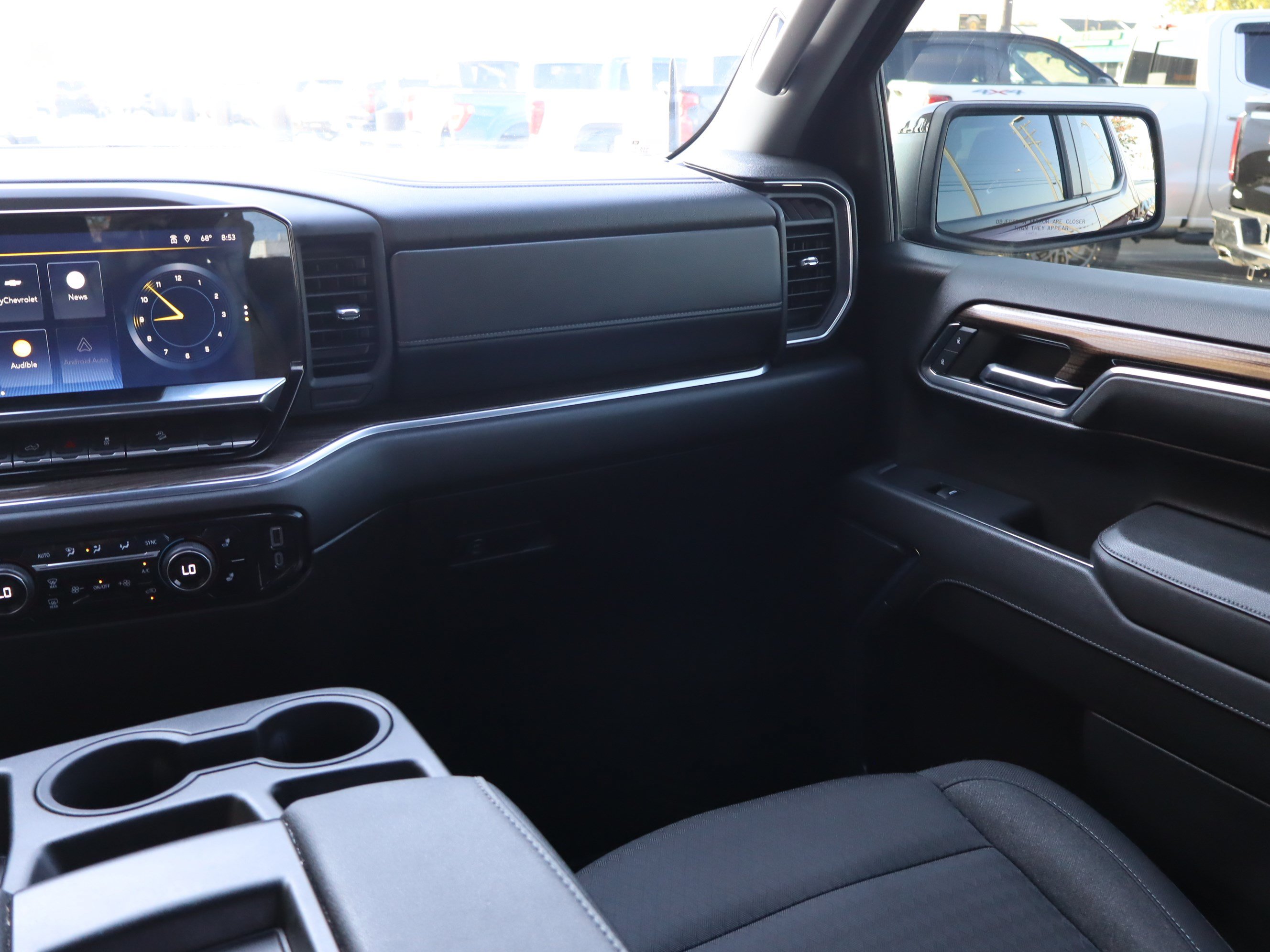 Used 2023 Chevrolet Silverado 1500 RST w/ Z71 Off-Road Package AWD/4WD image 16