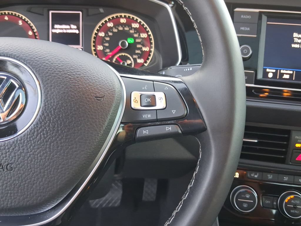 Certified 2021 Volkswagen Jetta R-Line FWD image 21