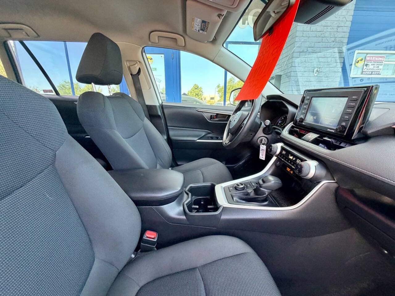 Used 2022 Toyota RAV4 LE AWD/4WD image 24