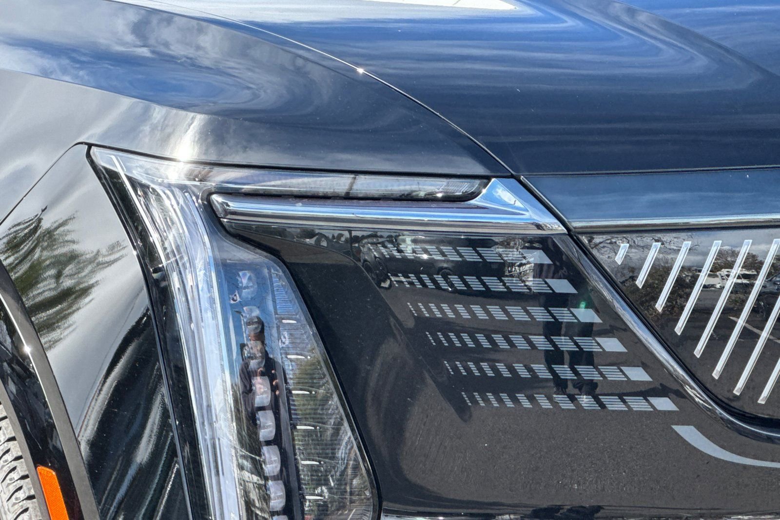 Used 2025 Cadillac Escalade IQ Sport 2 image 41