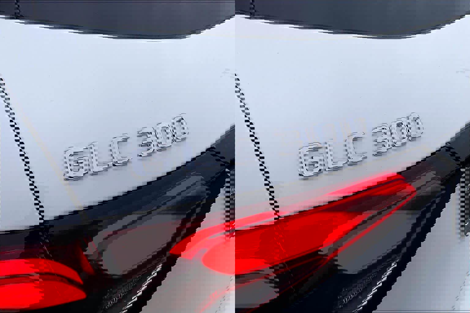 Certified 2025 Mercedes-Benz GLC 300 4MATIC image 31