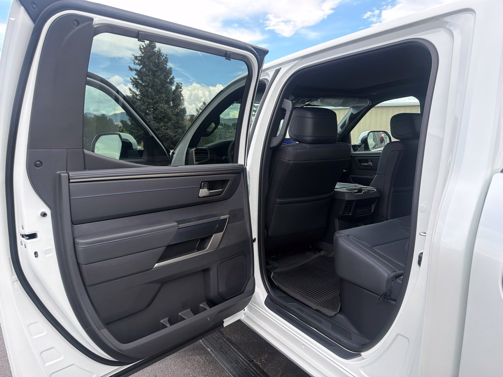 New 2026 Toyota Tundra Platinum AWD/4WD image 28