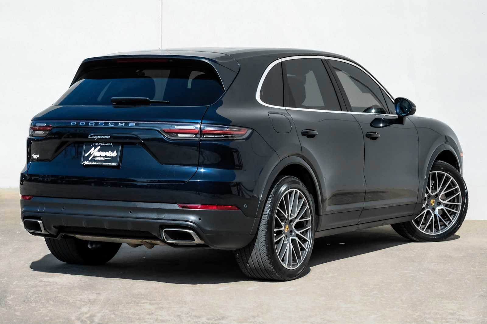 Used 2022 Porsche Cayenne image 9