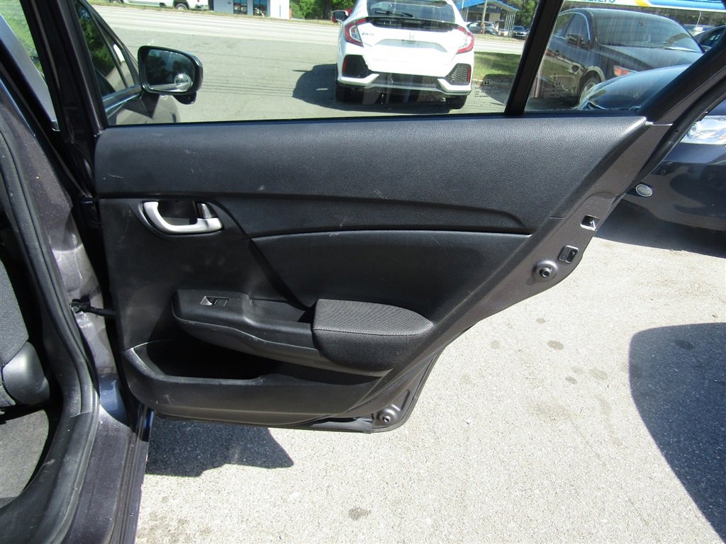 Used 2015 Honda Civic SE image 23
