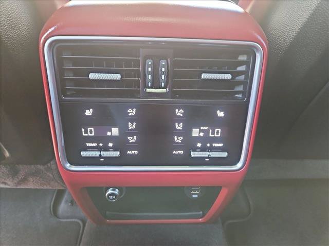 Used 2019 Porsche Cayenne Turbo AWD/4WD image 19