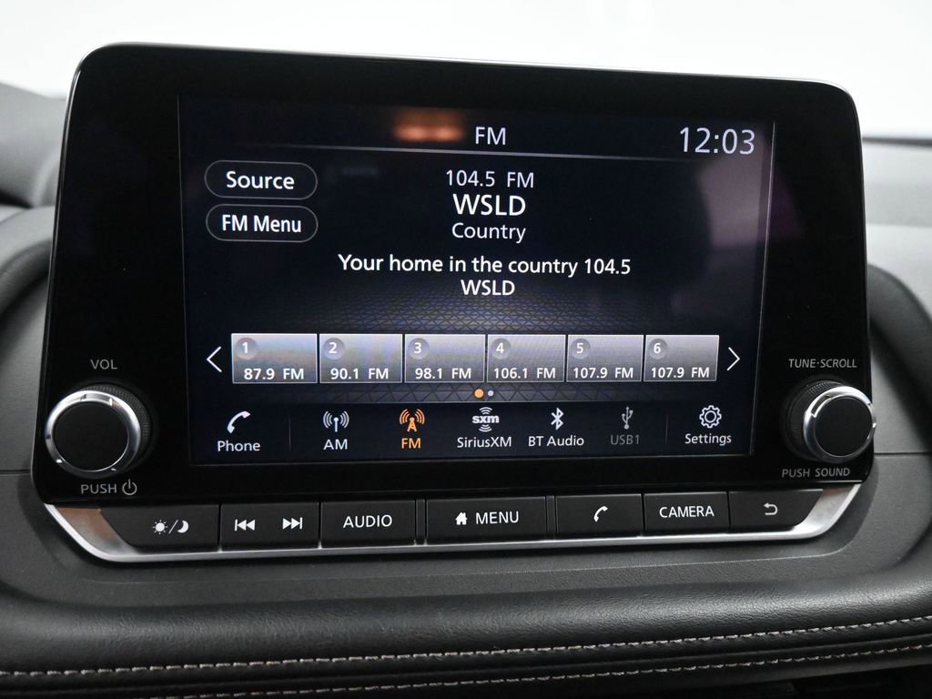 Used 2024 Nissan Rogue S image 37