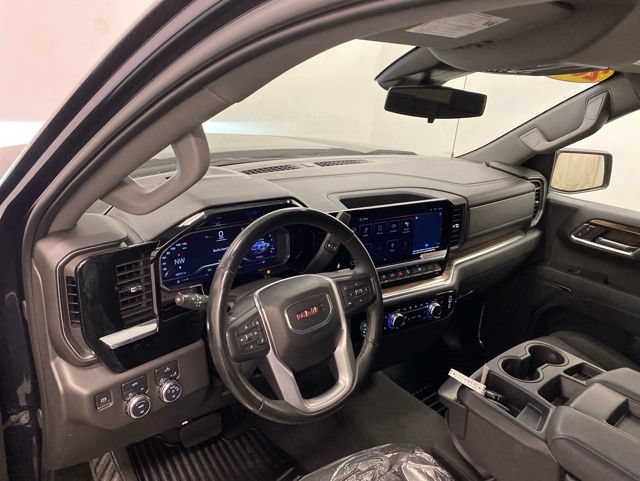 Used 2024 GMC Sierra 1500 Elevation AWD/4WD image 7