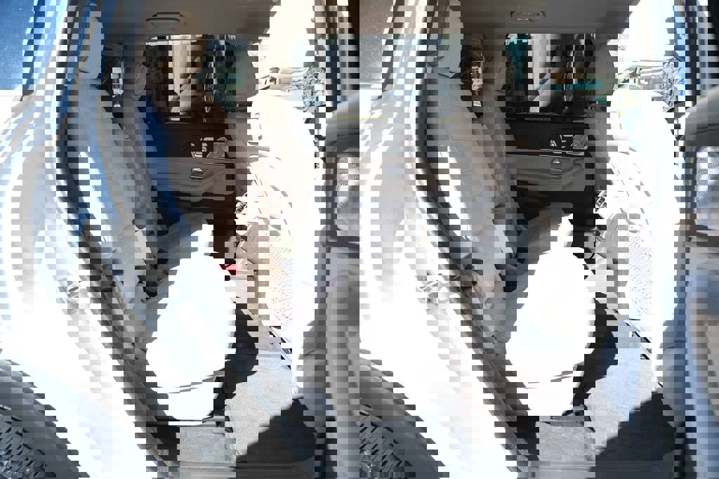 Used 2020 Mercedes-Benz GLS 450 4MATIC image 26