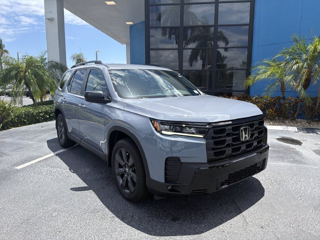New 2026 Honda Pilot Sport image 2