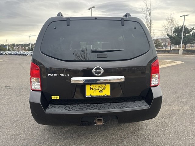 Used 2011 Nissan Pathfinder SV image 5