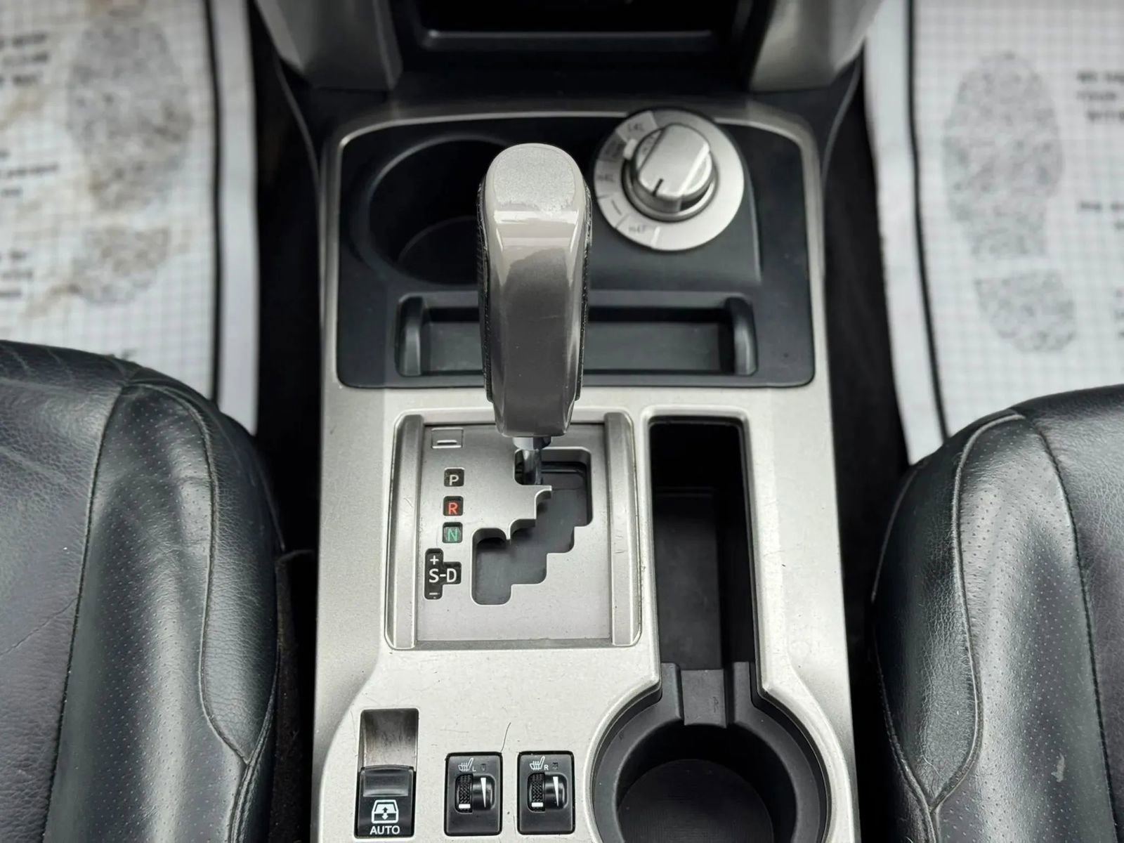 Used 2010 Toyota 4Runner Limited AWD/4WD image 24