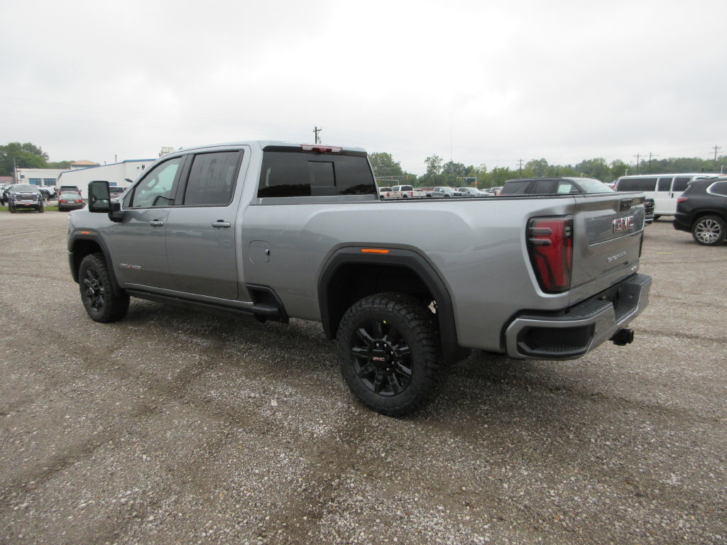 New 2026 GMC Sierra 3500 AT4 w/ AT4 Premium Plus Package AWD/4WD image 7