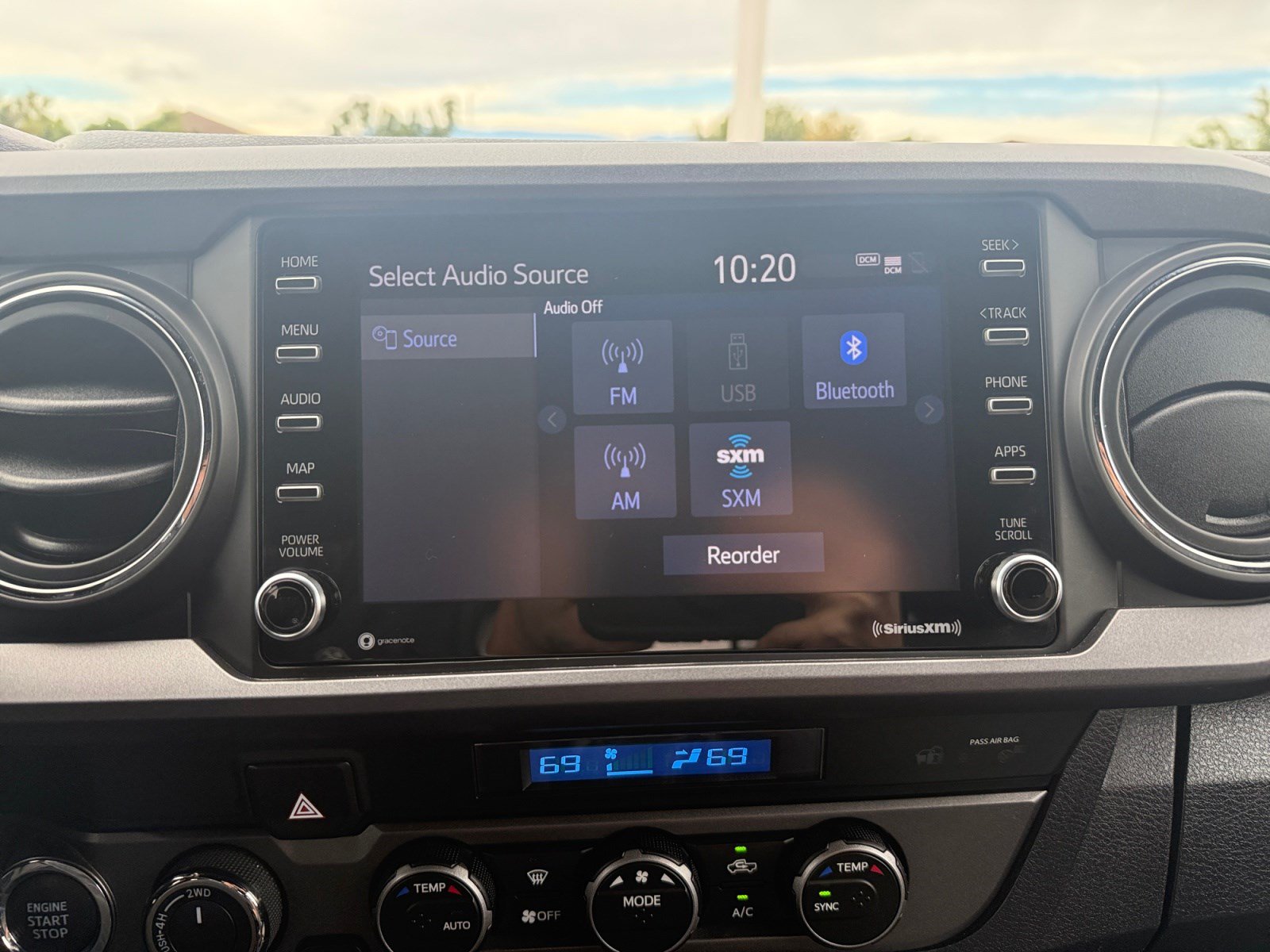 Used 2021 Toyota Tacoma TRD Sport w/ Technology Package AWD/4WD image 22