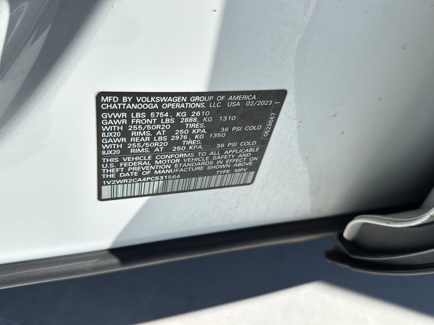 Used 2023 Volkswagen Atlas SE image 37