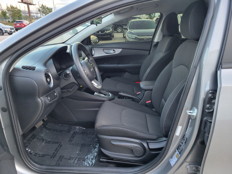 Used 2023 Kia Forte LXS FWD image 19