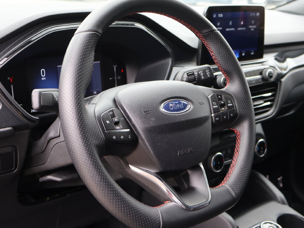 Used 2025 Ford Escape ST-Line AWD/4WD image 23