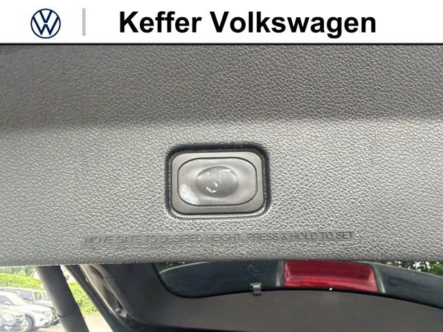 Used 2019 Ford Explorer Platinum AWD/4WD image 43