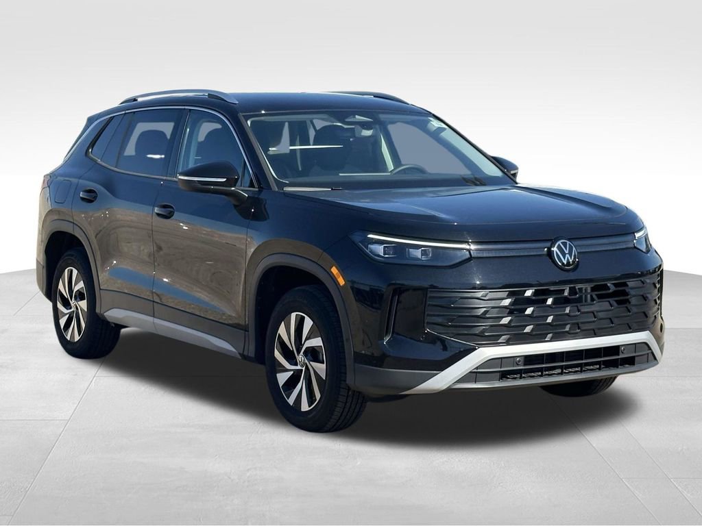 New 2025 Volkswagen Tiguan S image 6