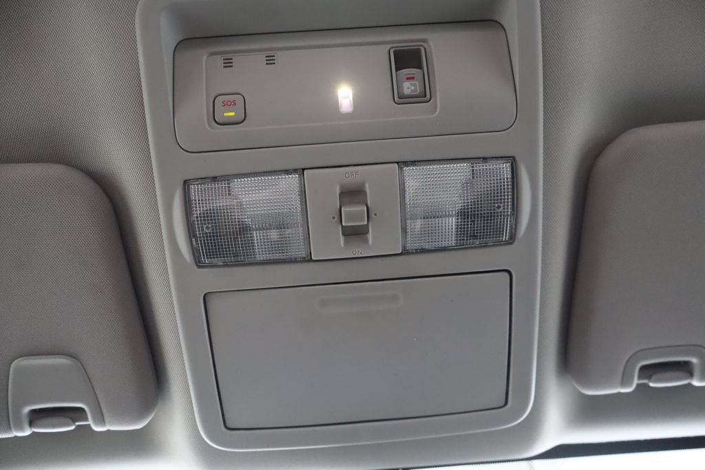 Used 2021 Nissan Titan SV w/ SV Convenience Package AWD/4WD image 29