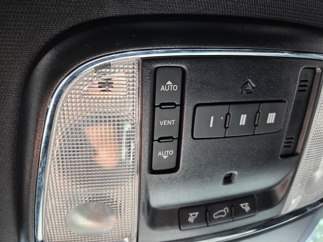 Certified 2020 Jeep Grand Cherokee Limited AWD/4WD image 37