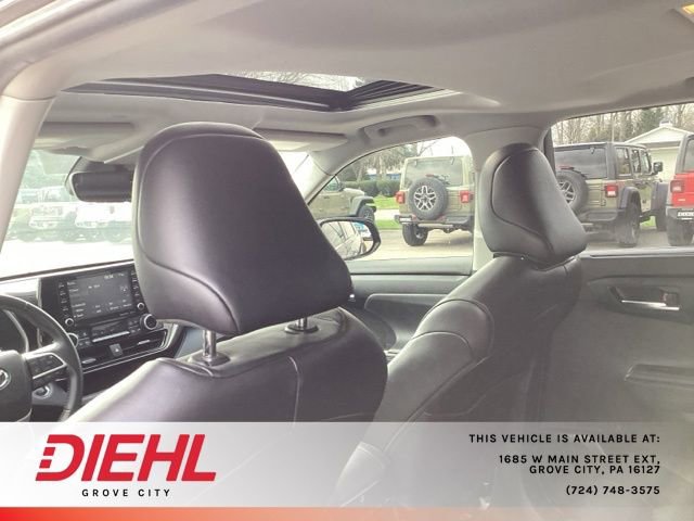 Used 2022 Toyota Highlander XLE image 14