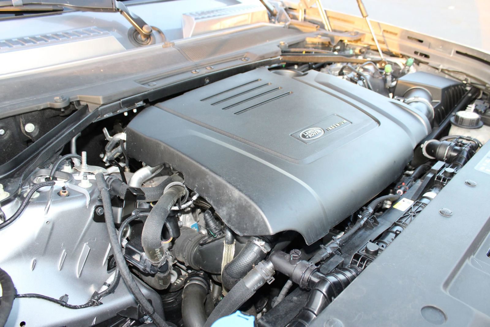 Used 2024 Land Rover Defender 110 S AWD/4WD image 42