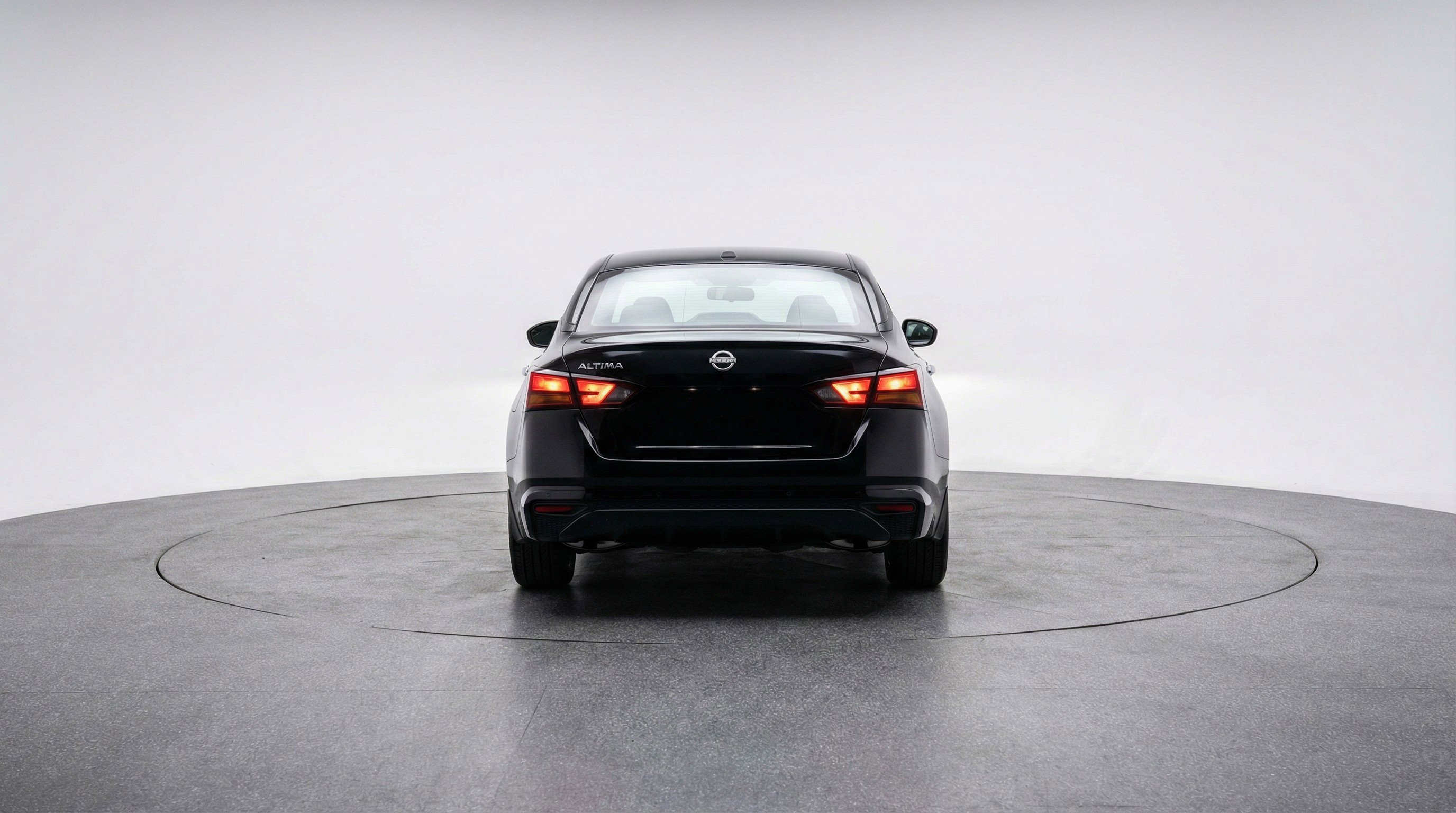 Used 2025 Nissan Altima 2.5 SV image 7