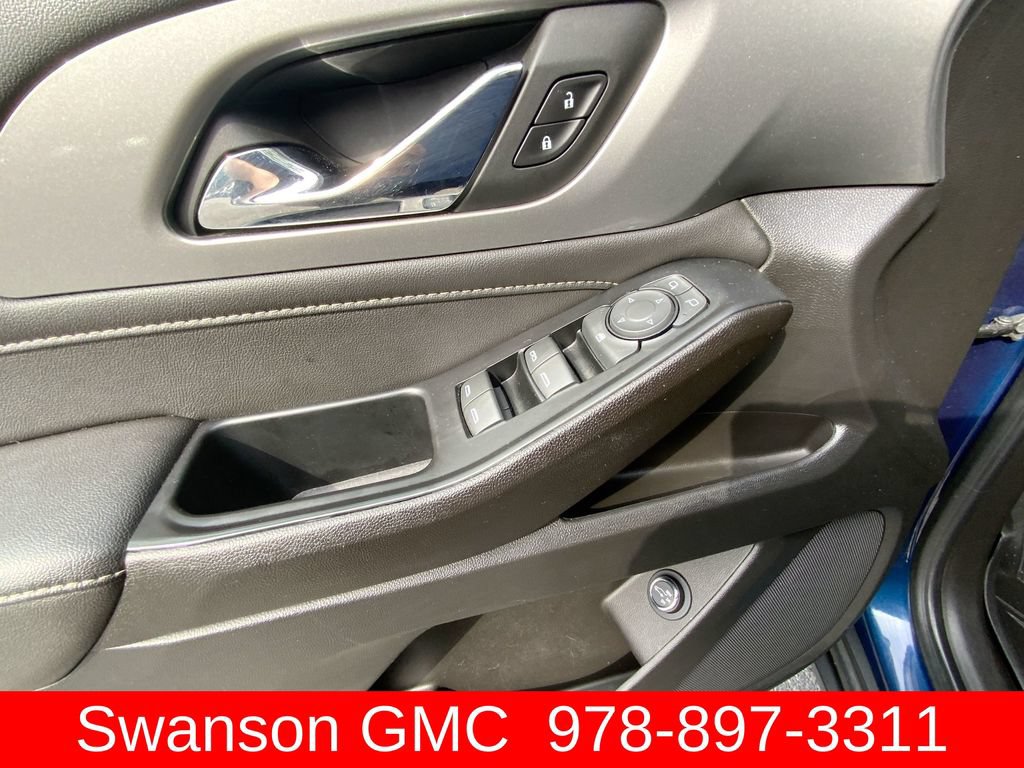 Certified 2023 Chevrolet Traverse LT w/ Midnight/Sport Edition AWD/4WD image 21