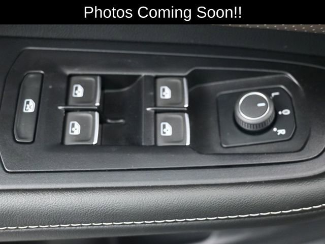 Used 2025 Volkswagen Atlas SEL image 7