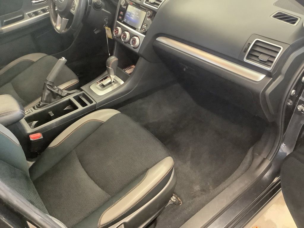 Used 2016 Subaru Crosstrek 2.0i Premium w/ Moonroof Package image 23