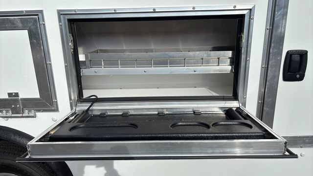 New 2025 Chevrolet Express 3500 w/ Power Convenience Package RWD image 30