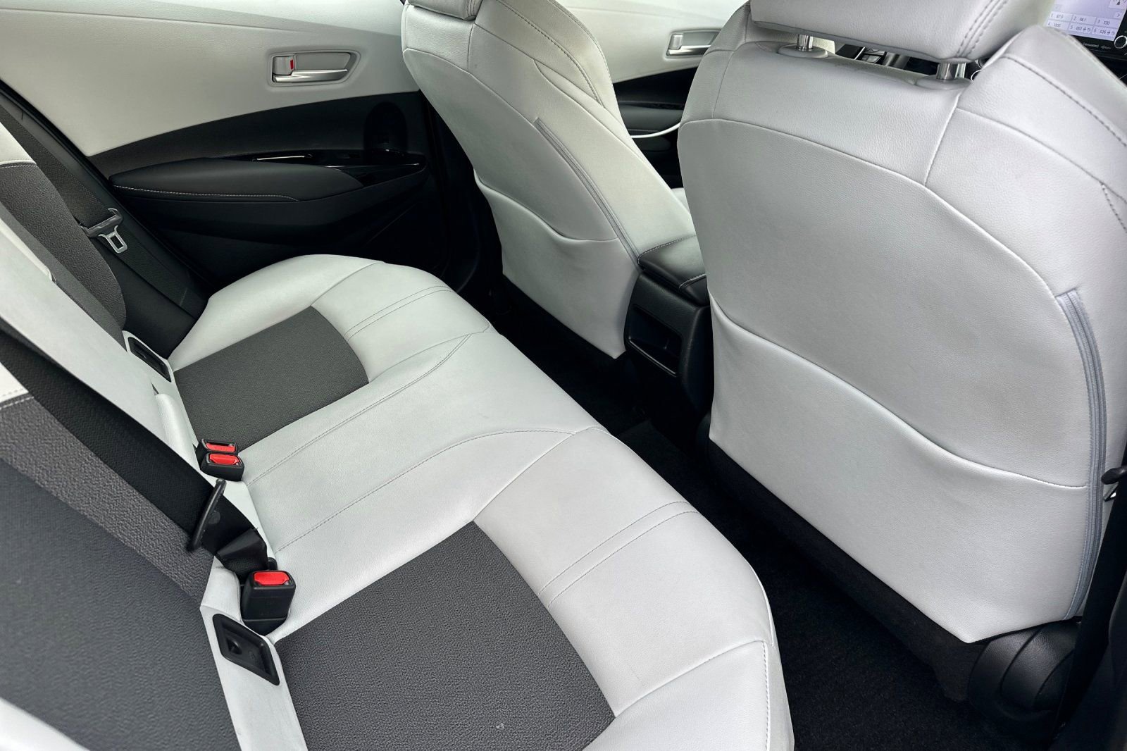 Used 2022 Toyota Corolla XSE w/ XSE Preferred Package image 18