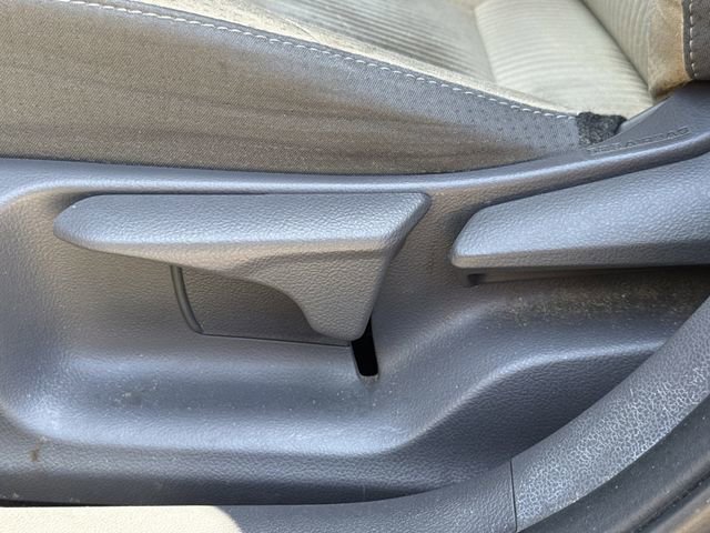 Used 2016 Toyota Prius Three w/ Advanced Technology Package FWD image 27