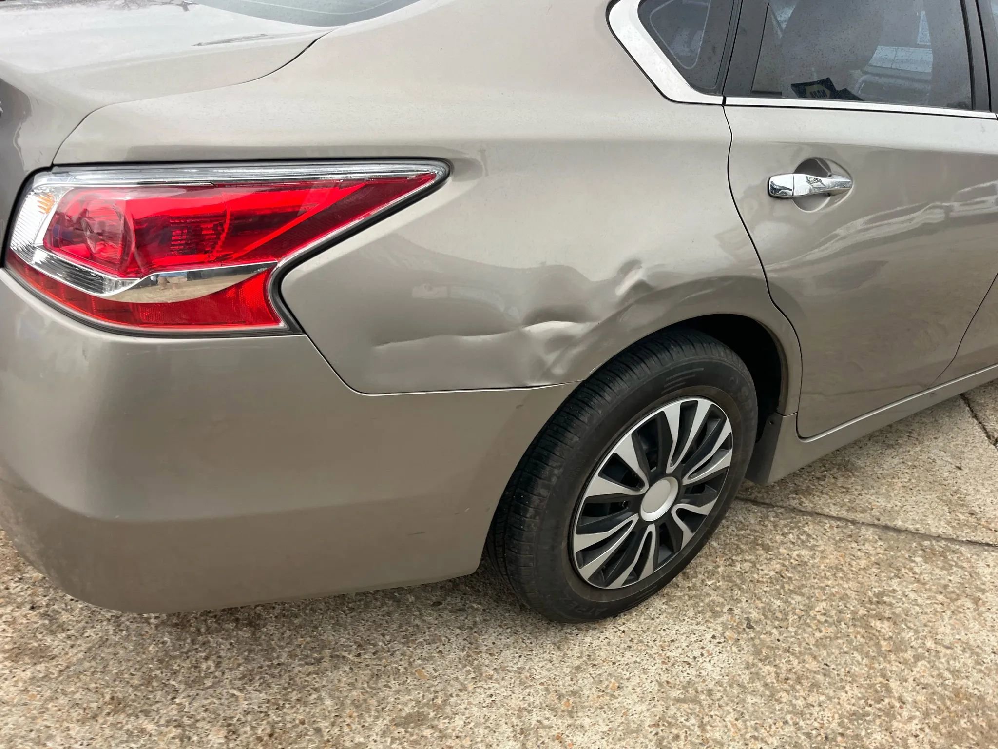 Used 2014 Nissan Altima 2.5 S image 8